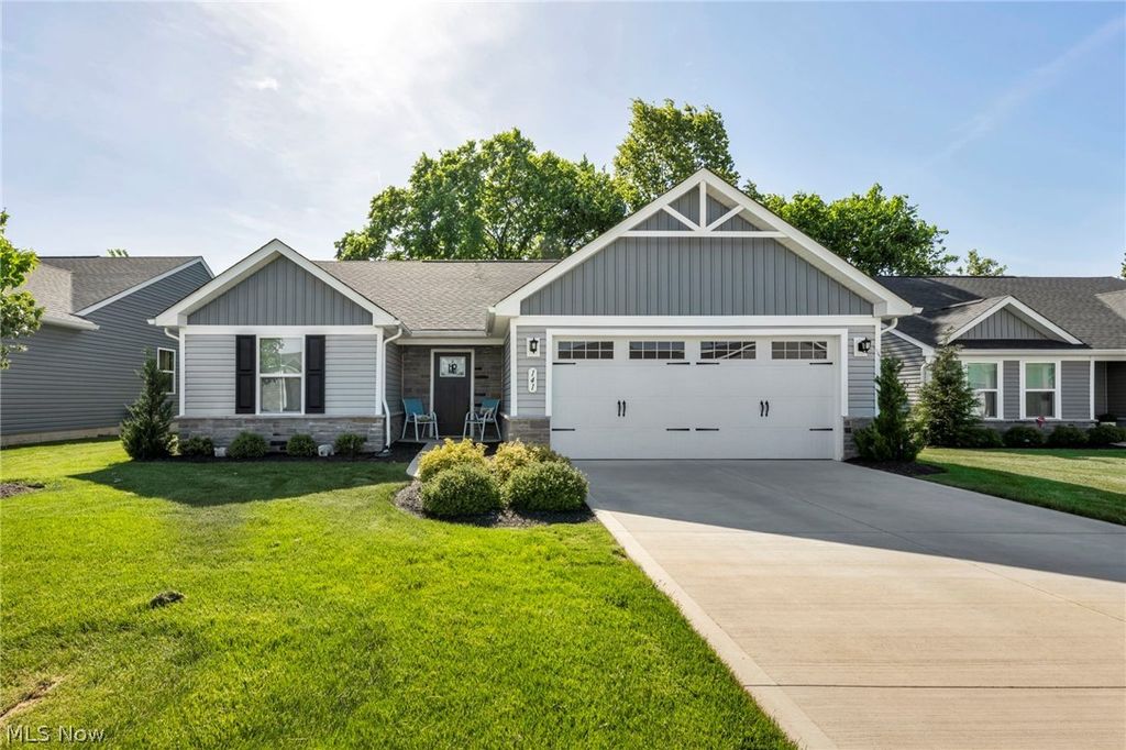 Photo of 141 W Spring Drive, Elyria, OH 44035 (MLS # 5212459)