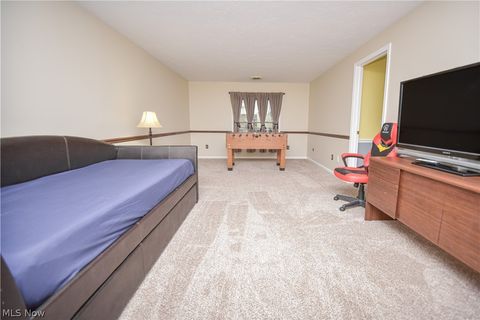 Tiny photo for 18086 Winchester Court, Strongsville, OH 44136 (MLS # 5197742)