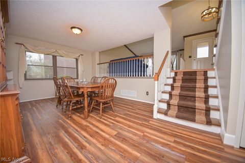 Tiny photo for 18086 Winchester Court, Strongsville, OH 44136 (MLS # 5197742)