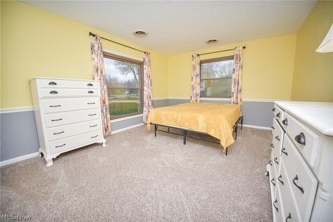 Tiny photo for 18086 Winchester Court, Strongsville, OH 44136 (MLS # 5197742)