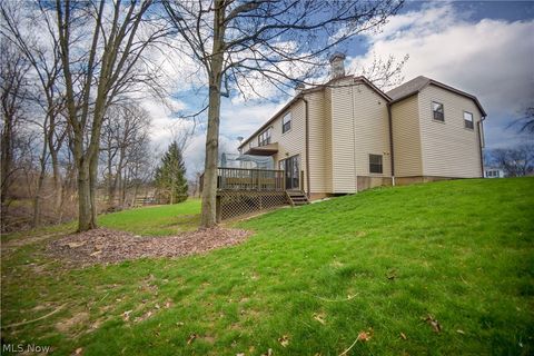 Tiny photo for 18086 Winchester Court, Strongsville, OH 44136 (MLS # 5197742)