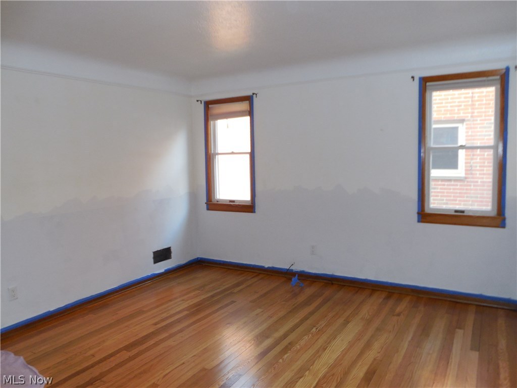 Carlton Crest - Residential Lease