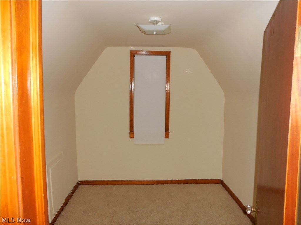 Carlton Crest - Residential Lease