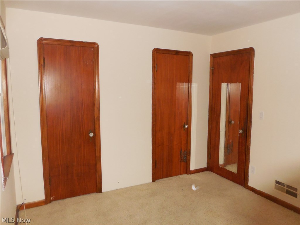 Carlton Crest - Residential Lease