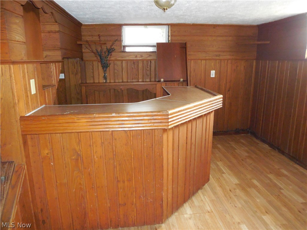 Carlton Crest - Residential Lease