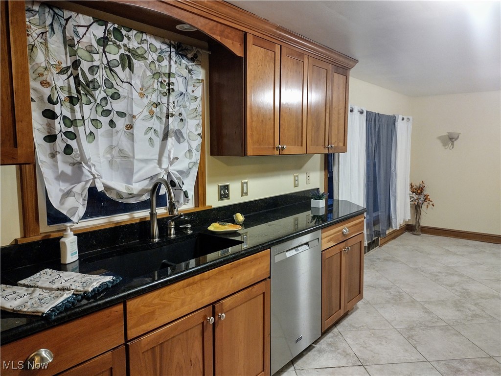 4376 22nd Street, Canton, Ohio image 5