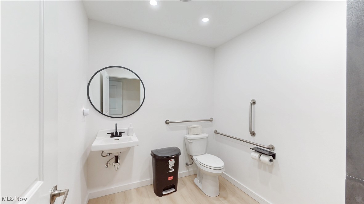 Cleveland, Ohio 44113, United States, ,Residential,Active,199696