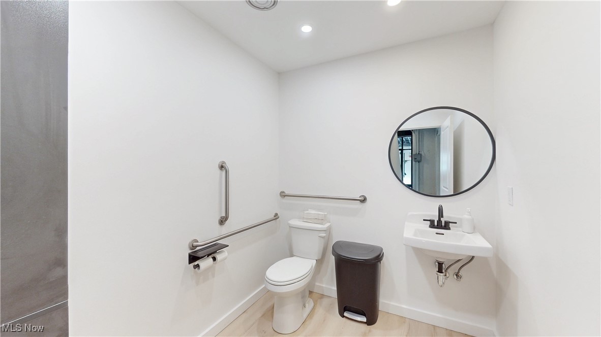 Cleveland, Ohio 44113, United States, ,Residential,Active,199696