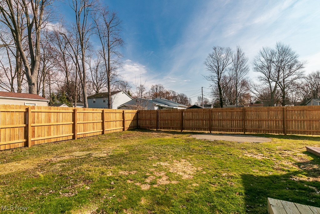 5595 Deerborn Avenue, Mentor, Ohio image 43