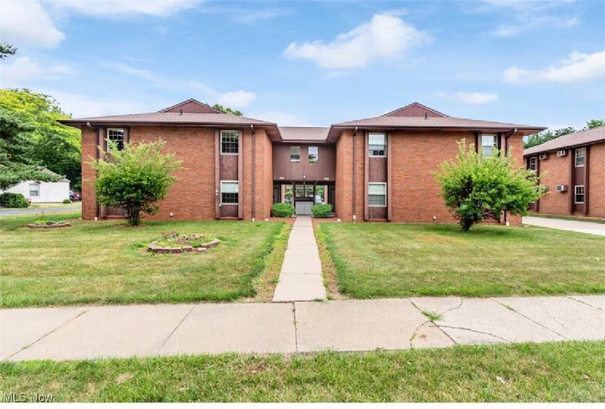These are all 2-bedroom, 1 bath units in this brick 1983 recently remodeled building. There are currently 2 vacant units that are now ready to be leased. Current NOI on the 14 occupied units is $105,324.00. Filling the 2 vacant units takes NOI to $131,892.00. Average rents are currently $814/mo.  Great opportunity to raise rents. Apartment is 6 minutes from Mount Union College.
Turnkey units, recommendation would be to start by raising rents to $925 per door which is a small increase but would raise your cap rate to 8.5% with long term opportunity to drive much higher cash flows. Proximity to campus provides easy access to rental base.