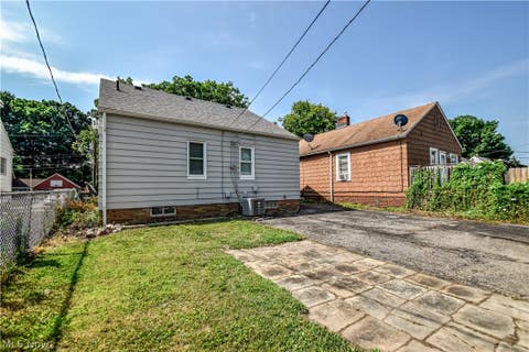 Tiny photo for 908 Wexford Avenue, Parma, OH 44134 (MLS # 5238820)