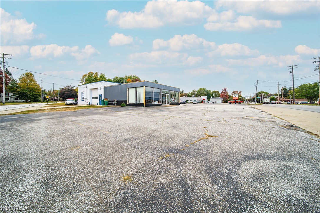Crowell Gardens - Commercial Sale