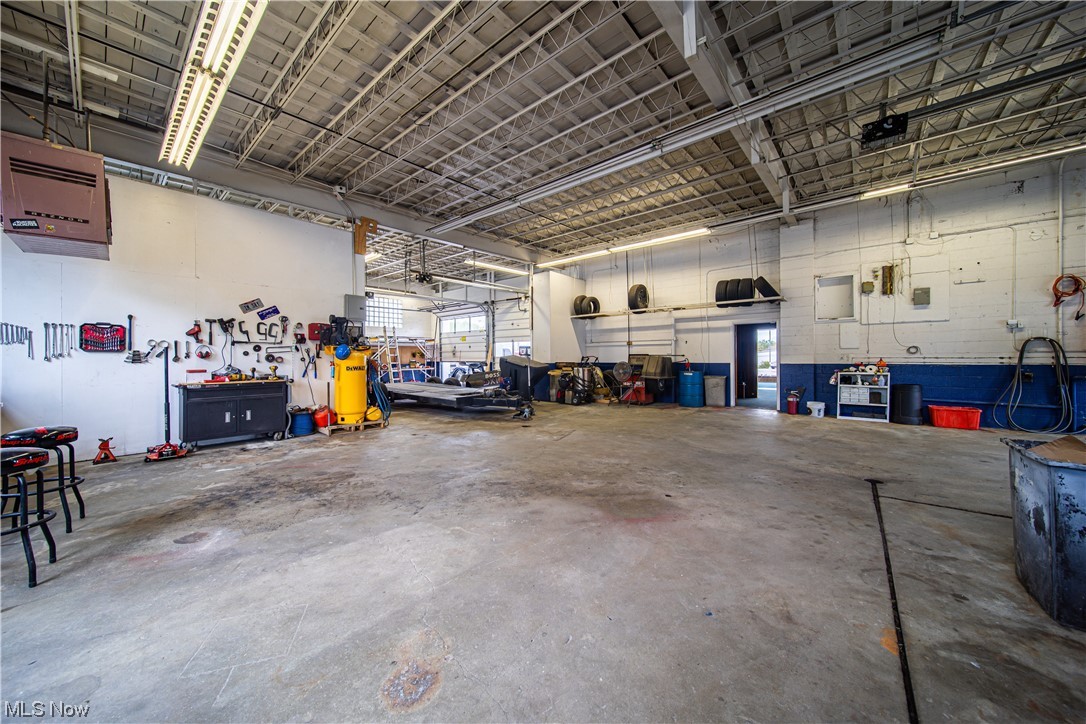 Crowell Gardens - Commercial Sale