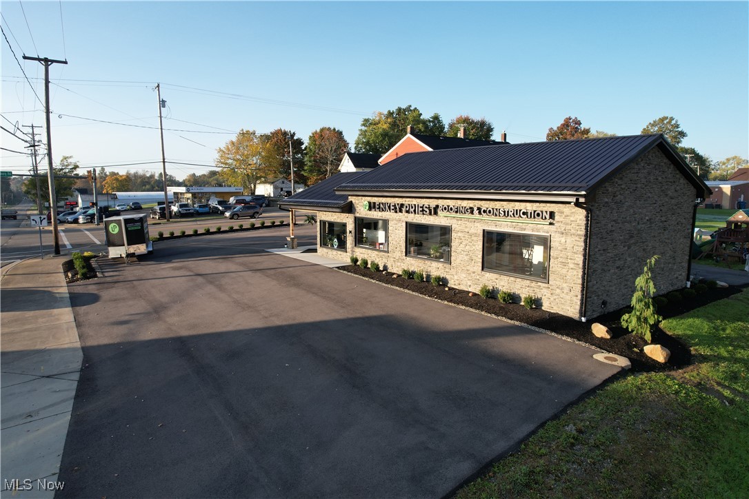 Village/Greensburgh - Commercial Sale