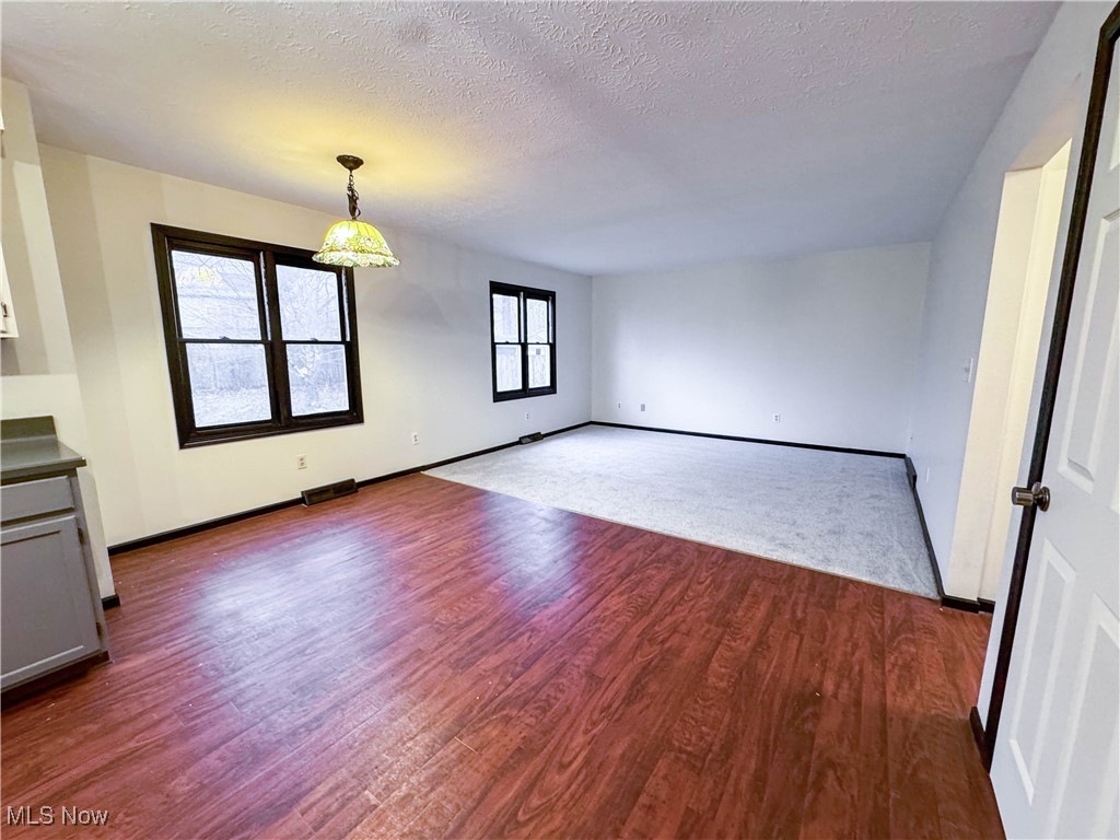 Meanderwood 5 - Residential