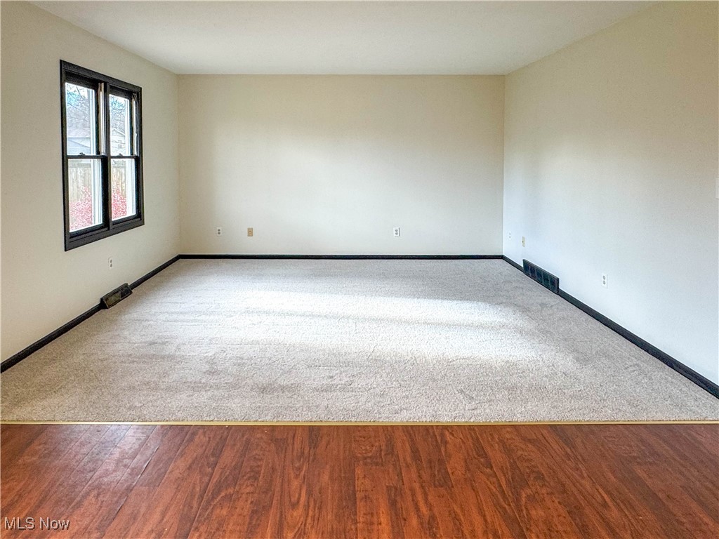 Meanderwood 5 - Residential