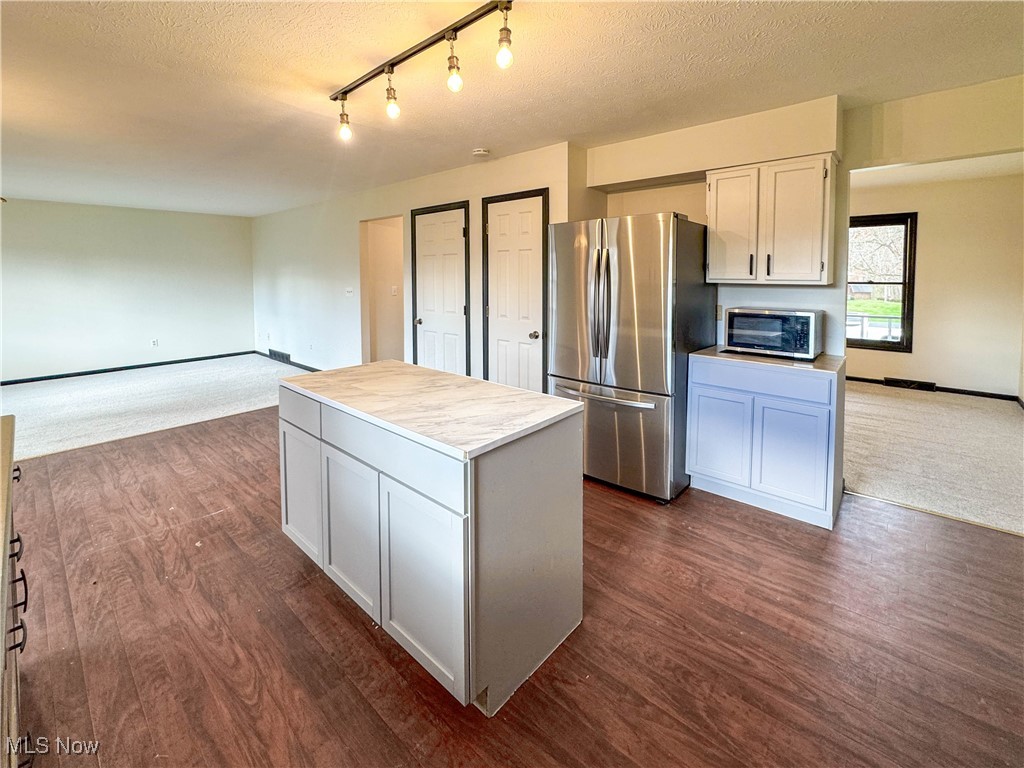 Meanderwood 5 - Residential