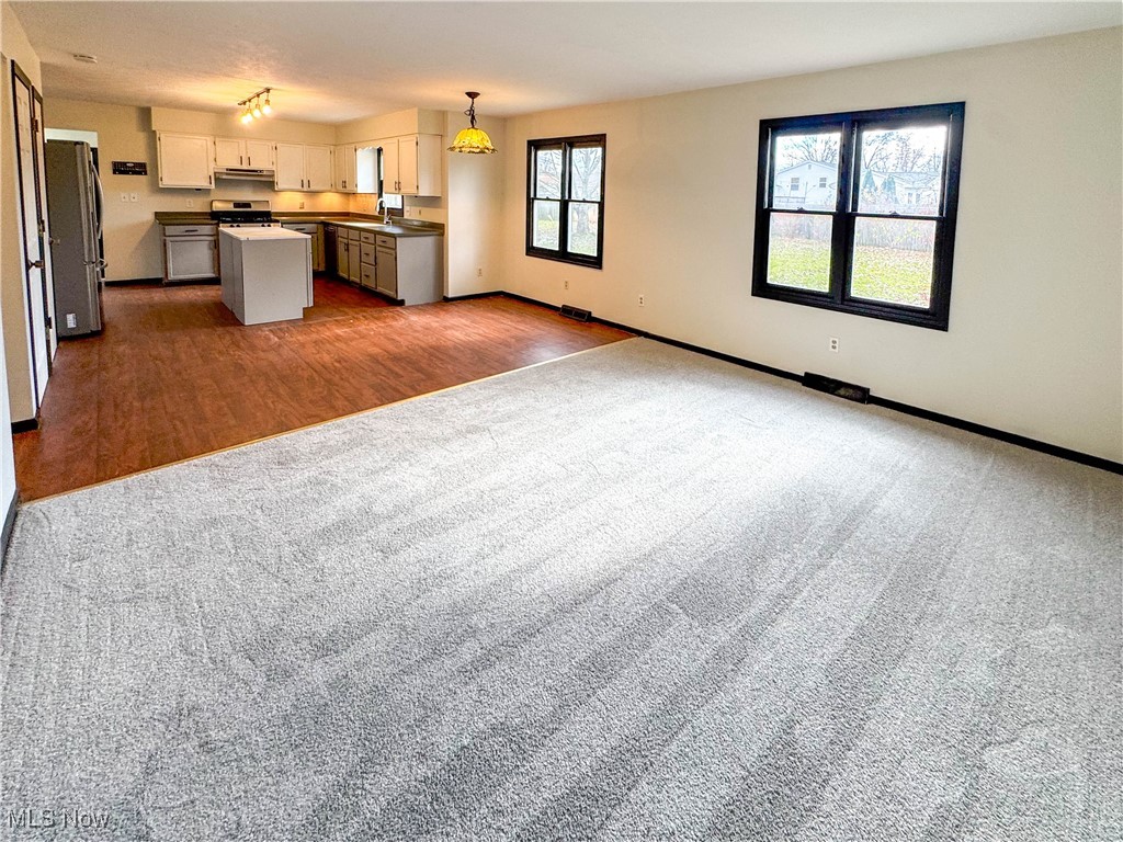 Meanderwood 5 - Residential