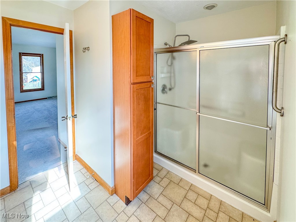 Meanderwood 5 - Residential