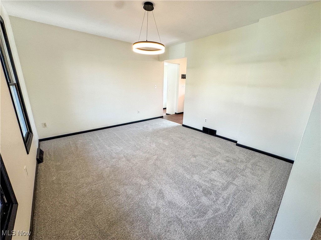 Meanderwood 5 - Residential