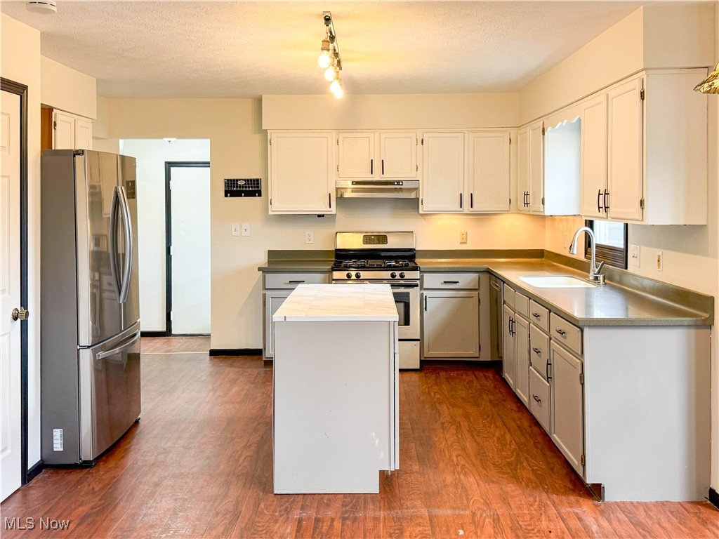 Meanderwood 5 - Residential