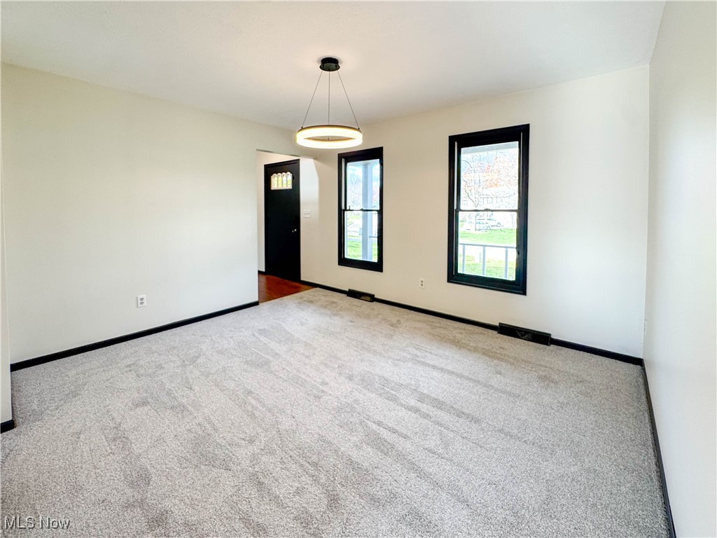 Meanderwood 5 - Residential