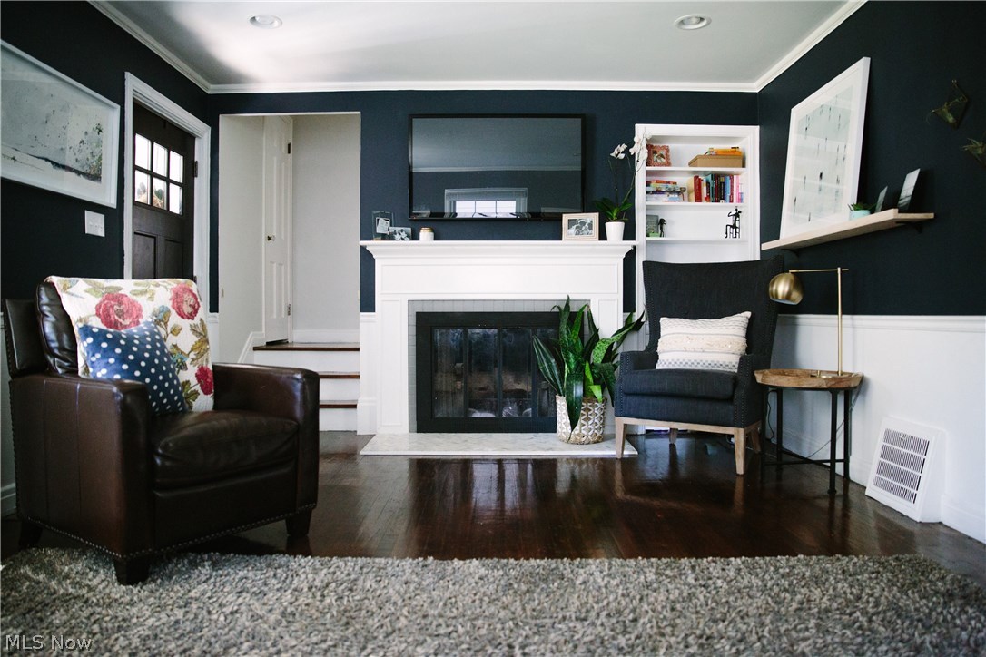 Metropolitan Beach 01 - Residential