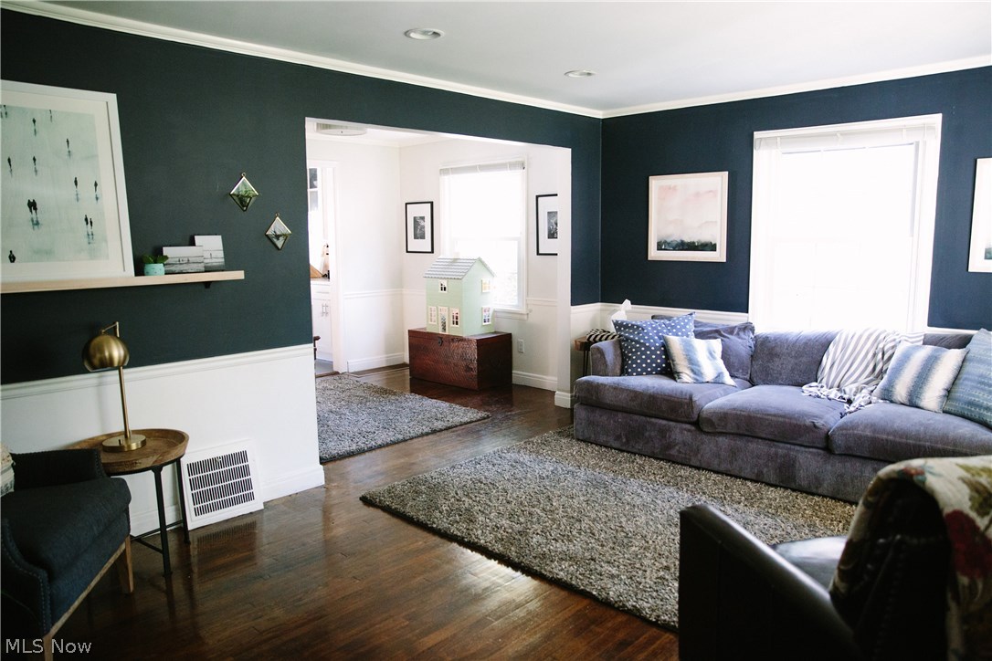 Metropolitan Beach 01 - Residential