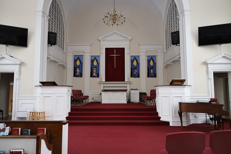 Warrensville - Commercial Sale