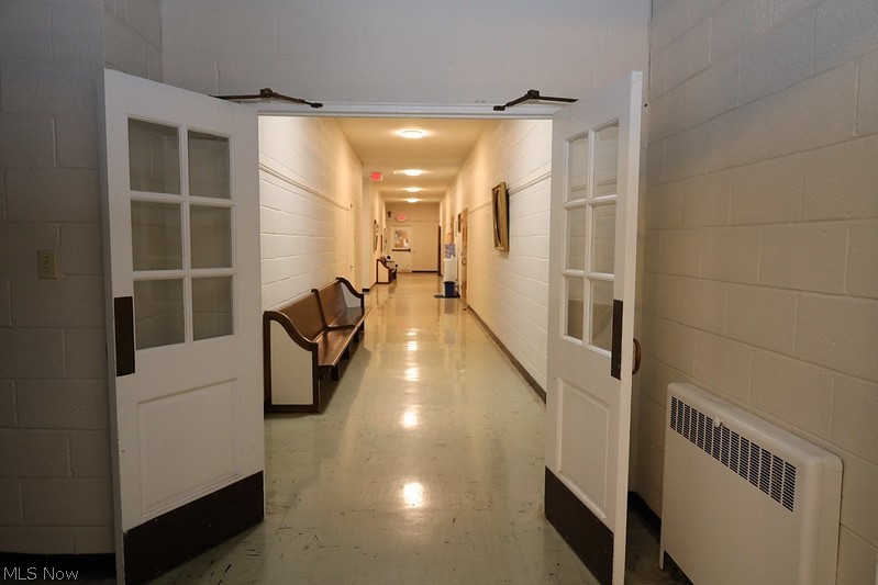 Warrensville - Commercial Sale