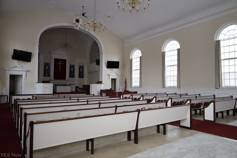 Warrensville - Commercial Sale