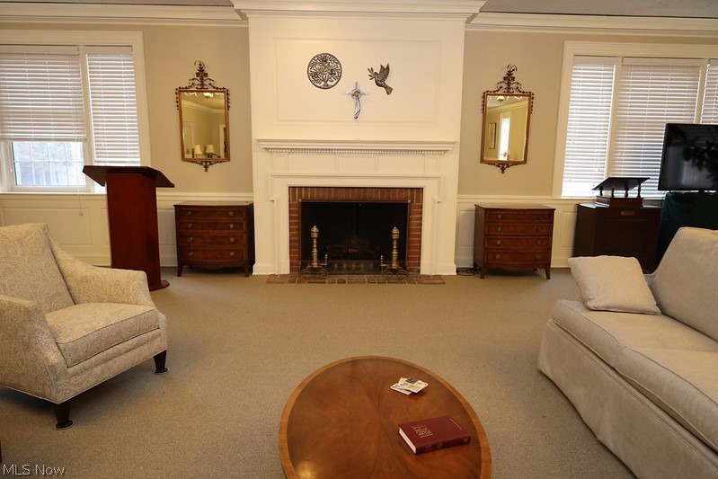 Warrensville - Commercial Sale