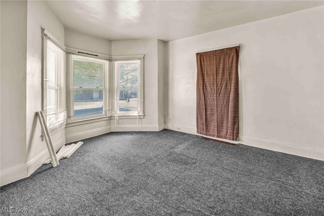 South View Sub/L J Sinnotts - Residential Income