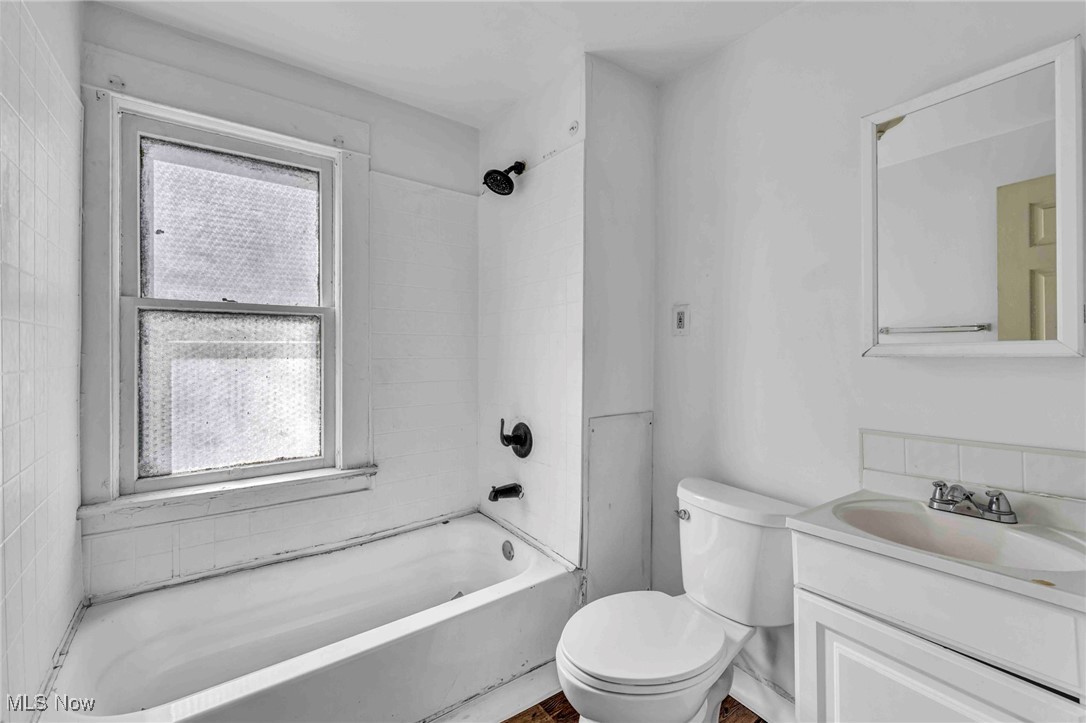 South View Sub/L J Sinnotts - Residential Income