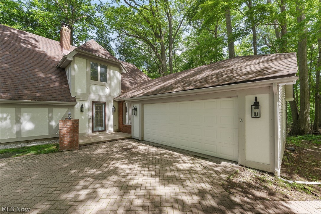 6165 Grandridge Pointe Drive