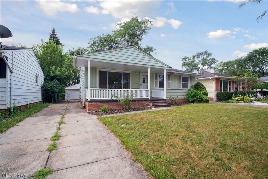 Great opportunity ! Welcome to 15812 Morning Star Ave! The 1st Floor offers a Light-Filled Living Room, Eat-in Kitchen W/ Double Doors to the Back Yard, 3 Bedrooms and a Full Bath. Additional Full Bath in the Basement +Super Spacious Rec Room + Additional Bonus Room. This Basement Has So Much Potential! Fenced Back Yard!