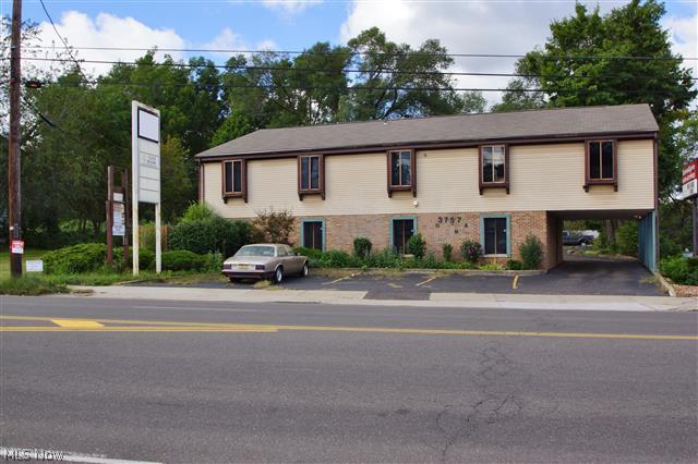 For Lease. Second floor 1450 Sq. Ft office space. 4-5 potential offices. Receptionist area and work space, 2 private offices, large office that could be divided into two offices or left as a conference room or bull pen. Common space restrooms. Owner pays utilities. Located on busy Cleveland Ave. with high traffic count. Plain Twp. but close to North Canton. Signage. Plenty of parking.
