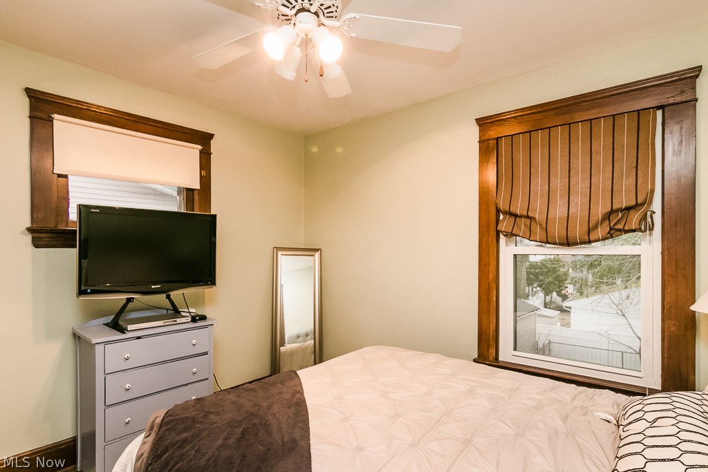 Mathews & Gilberts 02 - Residential