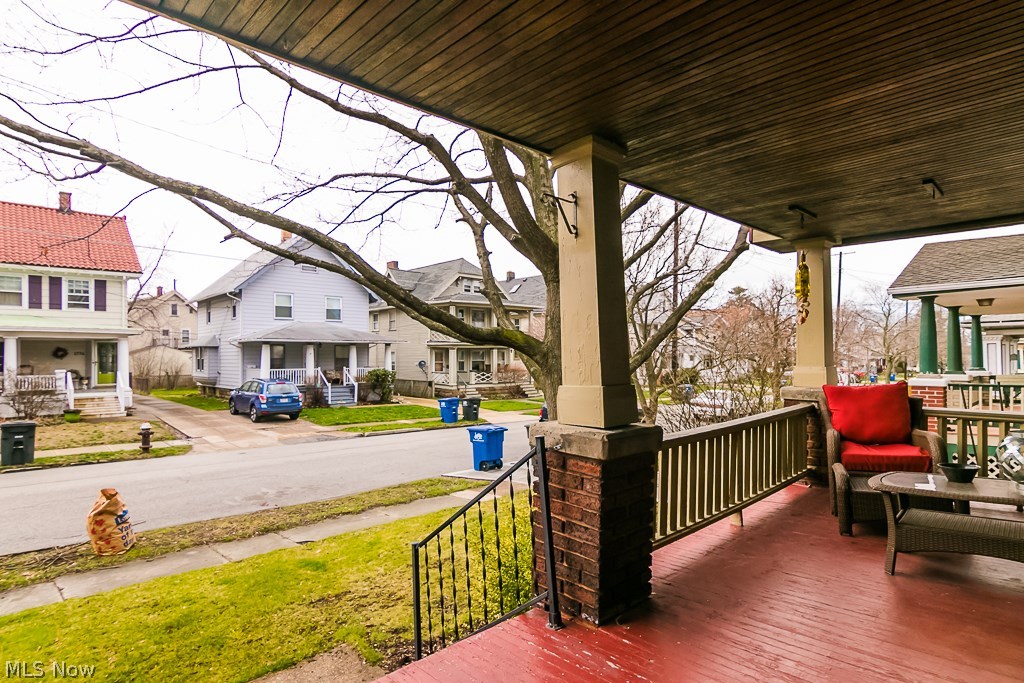 Mathews & Gilberts 02 - Residential