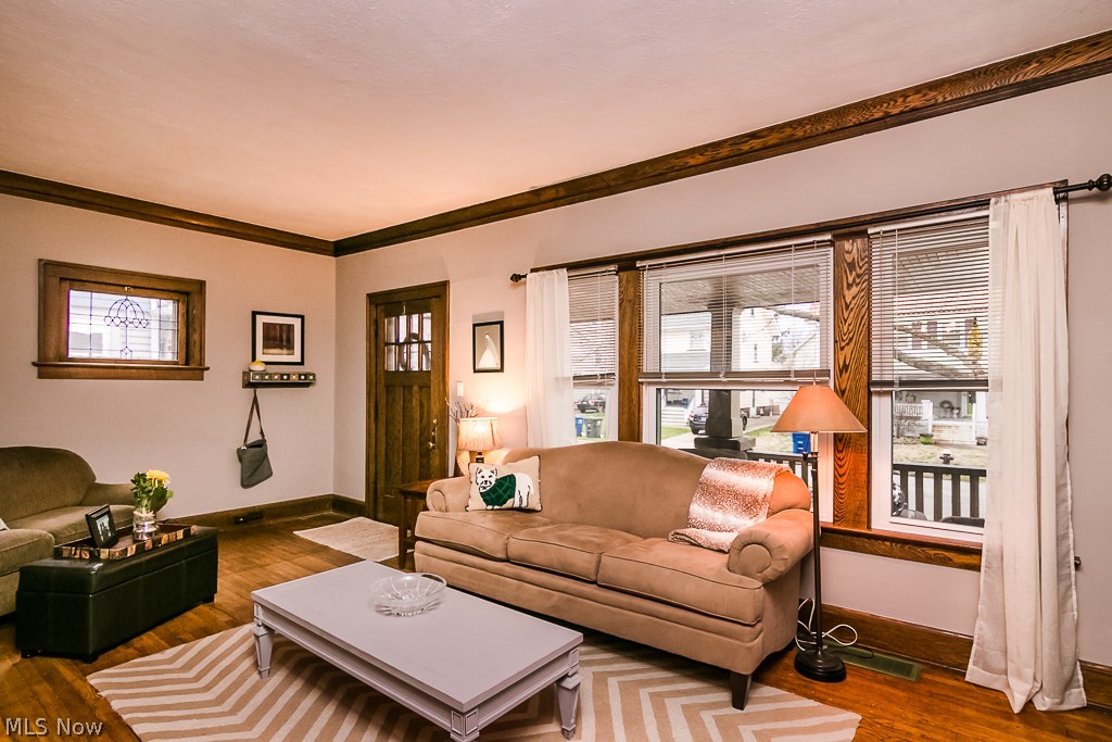 Mathews & Gilberts 02 - Residential