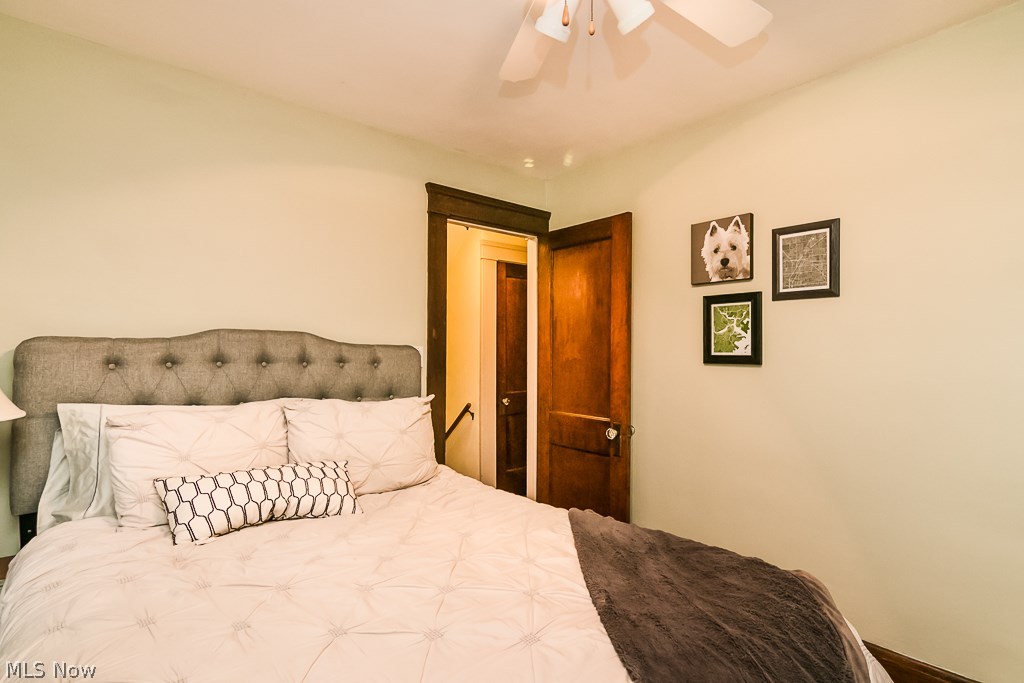 Mathews & Gilberts 02 - Residential