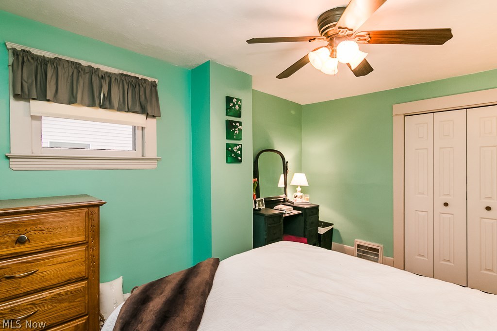 Mathews & Gilberts 02 - Residential