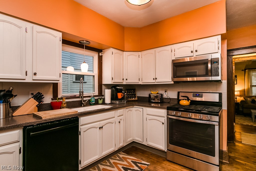 Mathews & Gilberts 02 - Residential