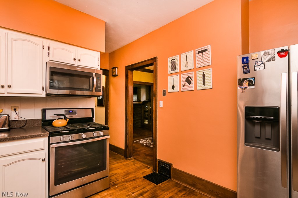 Mathews & Gilberts 02 - Residential