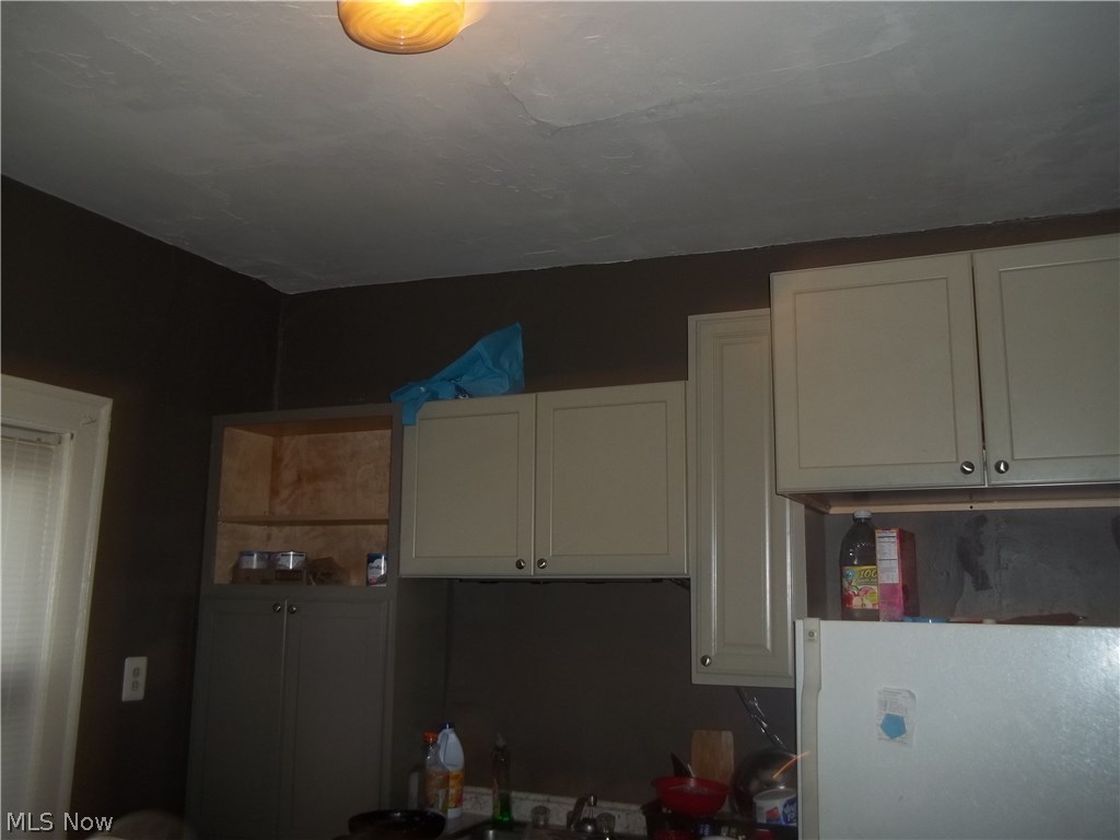 James J Hoyts - Commercial Sale