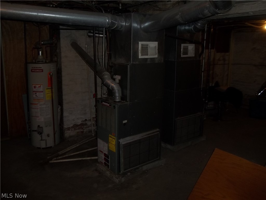 James J Hoyts - Commercial Sale