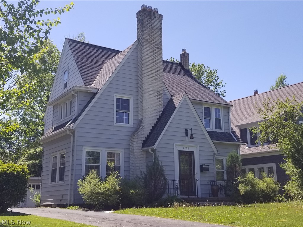 Photo 1 of 27 — 3266 Aberdeen Road, Shaker Heights, OH 44120