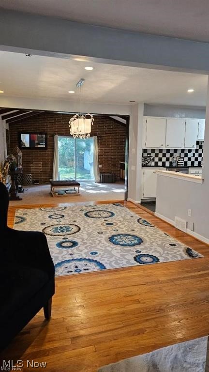 Mayfield Richmond - Residential Lease