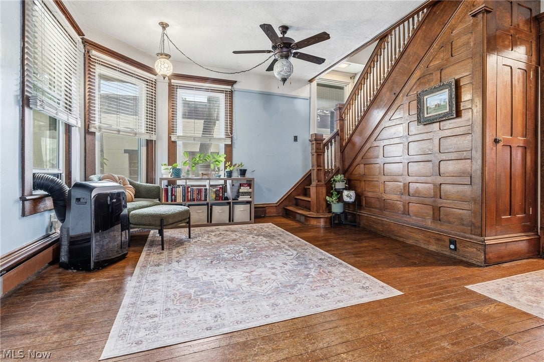 136 W Campbell Street