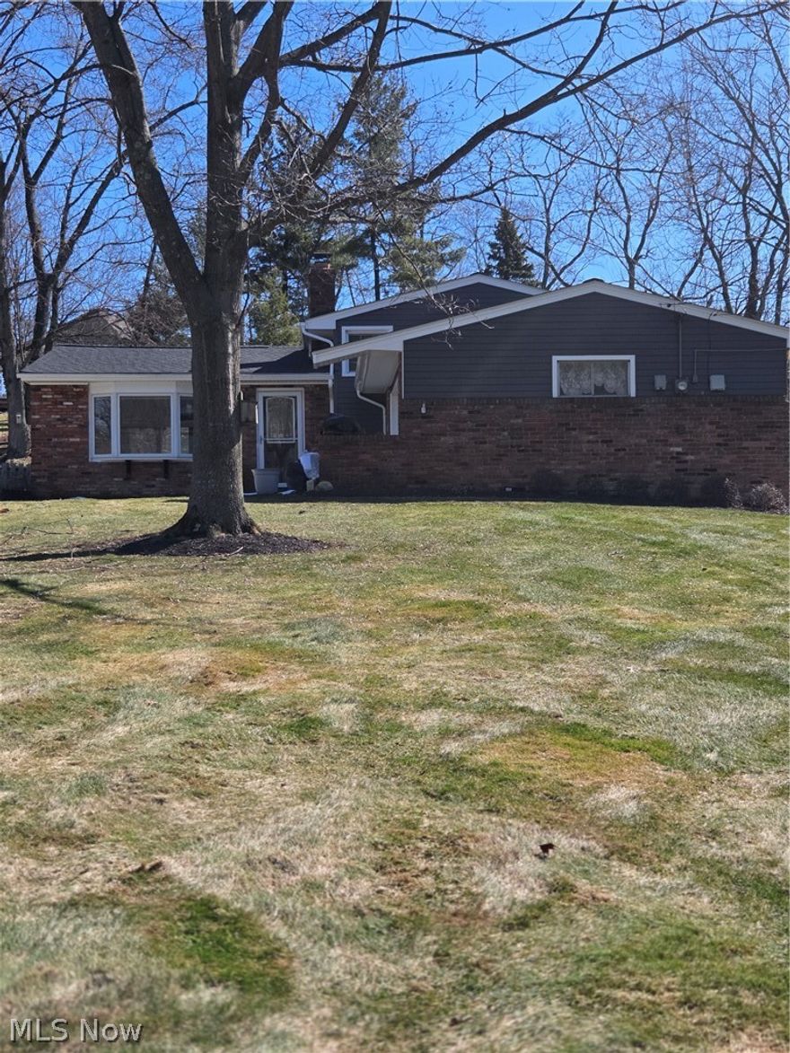 Do not Miss out on this 3 bedroom, 2 Full Bath Split Level Home with an attached 2 garage situated on a beautiful .45 acre hillside property!  This home has been updated through out.  Just a few areas need a little cosmetic touch up.  The Roof was replaced 2022, Siding and Gutters August 2023, New Electric Panel November 2023, Patio Door with shade inserts August 2024, 2nd Floor Bathroom Remodeled April 2025, Garage Door and opener November 2023,   Hot Water Tank Heater Replaced November 2021, Air Conditioning Replaced 2021 and Furnace installed 2014.
Schedule your showing today! Move in Ready!